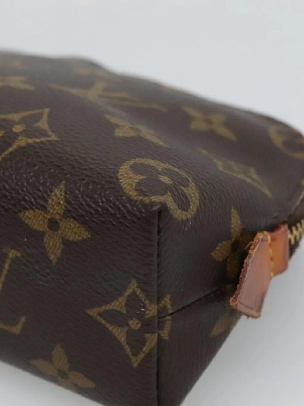 LOUIS VUITTON Monogram Pochette Cosmetic PM Cosmetic Pouch M47515 LV Auth BD289 - Picture 8 of 16